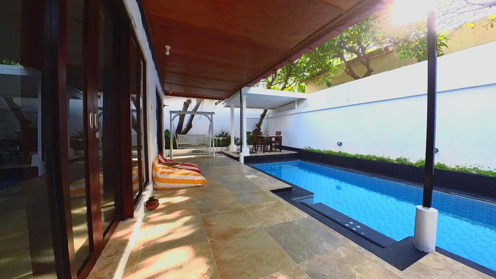 One Bedroom Private Villa Kuta Семіньяк Екстер'єр фото