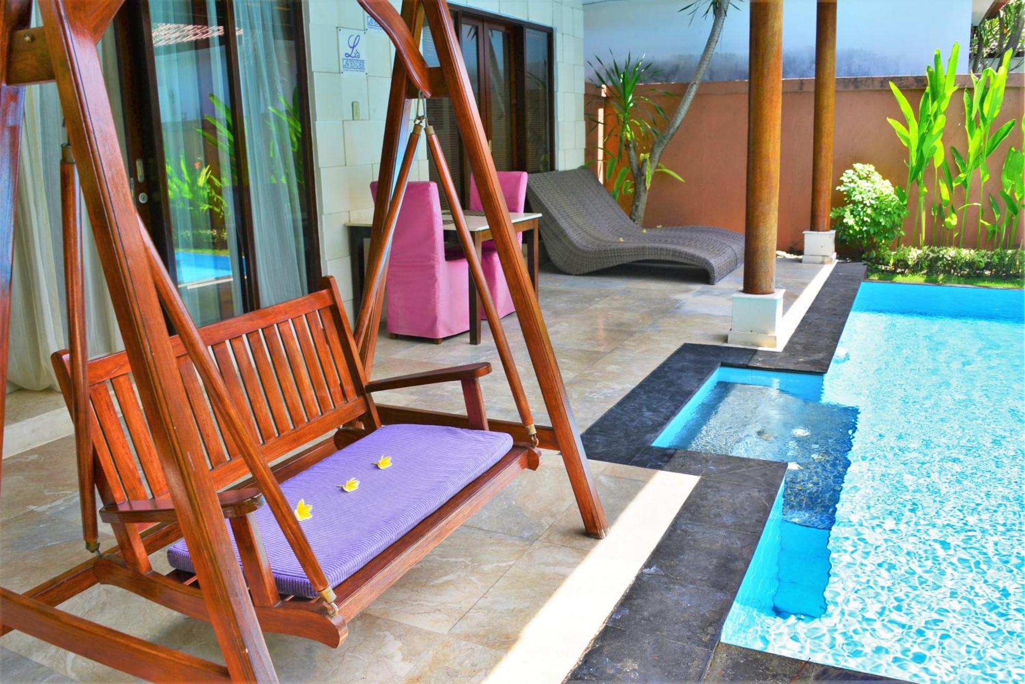 One Bedroom Private Villa Kuta Семіньяк Екстер'єр фото